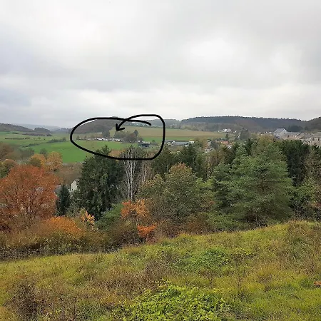 O'noire, Viroinval بيت للعطل *