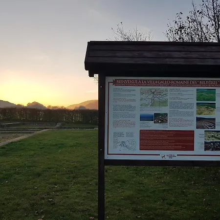 O'noire, Viroinval بيت للعطل *